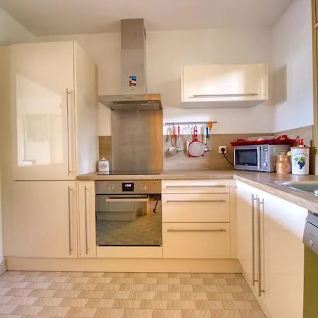 4 People - Swimming Pool And Tennis - Garage Apartment Antibes